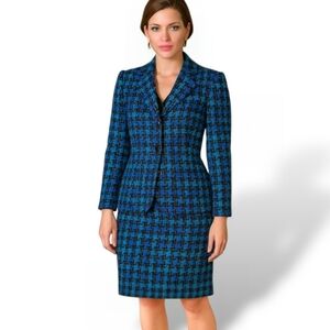 ALFRED SUNG Blue and Black Houndstooth Skirt Suit
